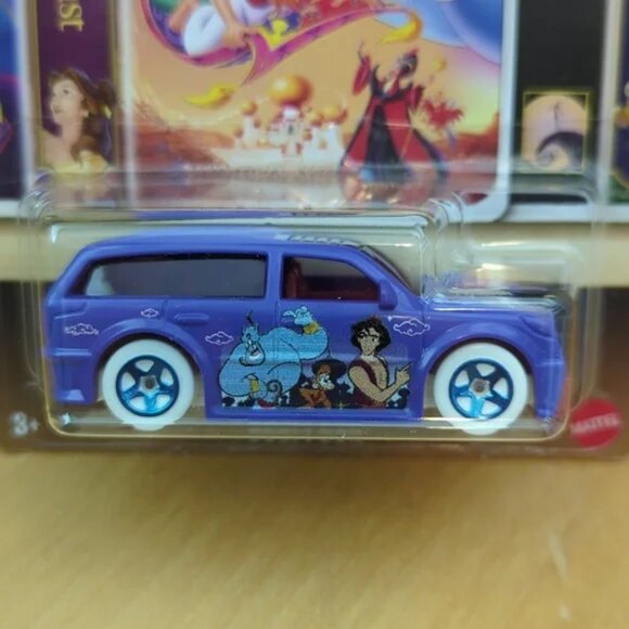 Disney Aladdin Hot Wheels Car Brand New - Picture 4 of 7